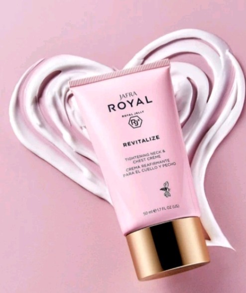 Jafra Royal Jelly Revitalize Tightening Neck & Chest Creme Fullsize Brand New