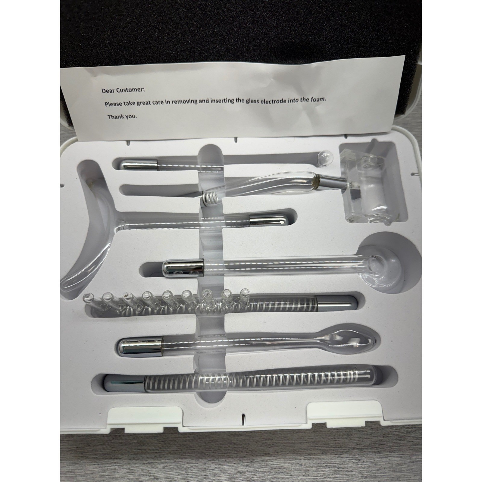 New High Frequency Glass Electrode Wand 7 Piece Attachment Set w/ Carrying Case