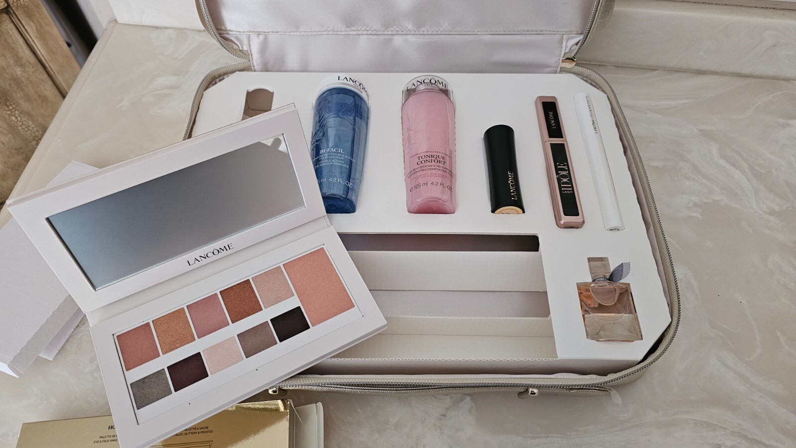 Lancome 2023 Holiday Limited Edition Vanity Case & Eyeshadow, Lipstick, Mascara+