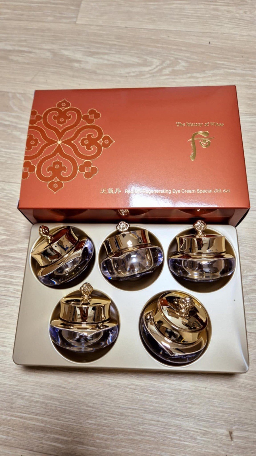 The History of Whoo Cheongidan Radiant Rejuvenating Hwahyun Eye Cream 5ml x 5 pc
