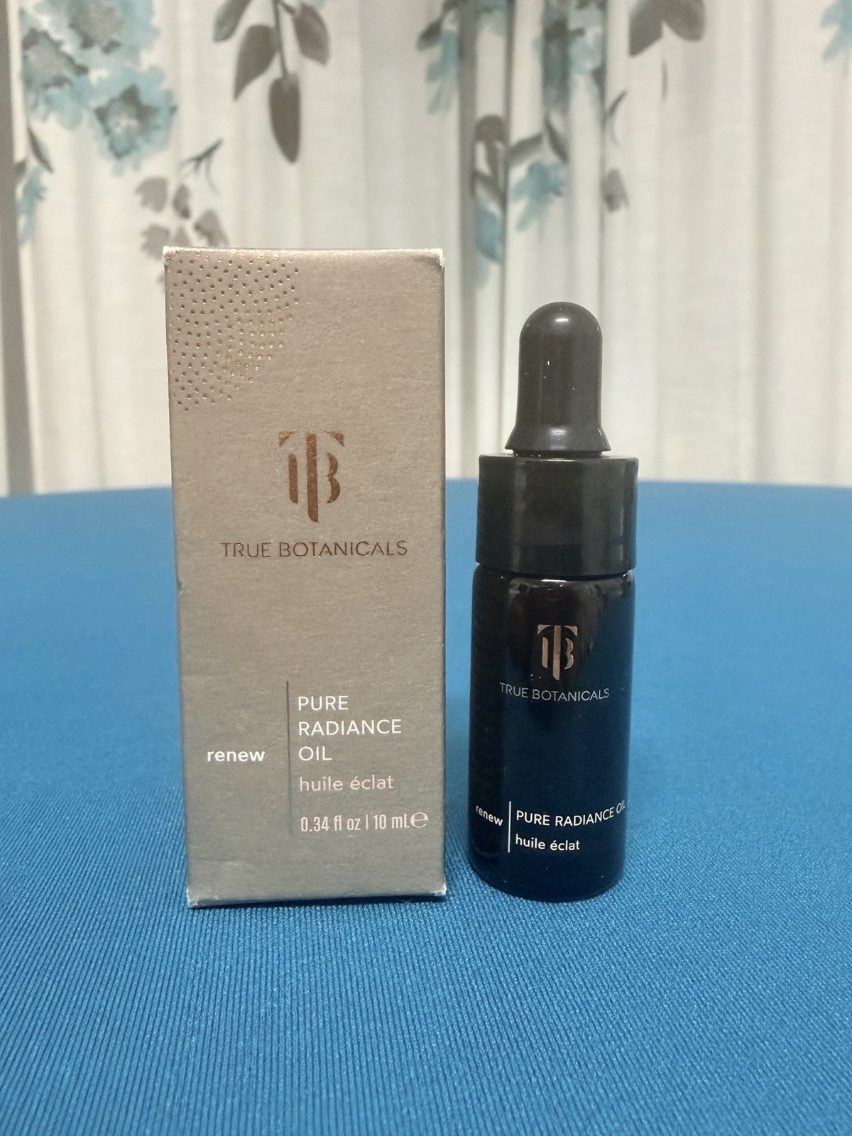 True Botanicals Renew Pure Radiance Oil 0.34 fl oz 10 mL Travel Size New in Box