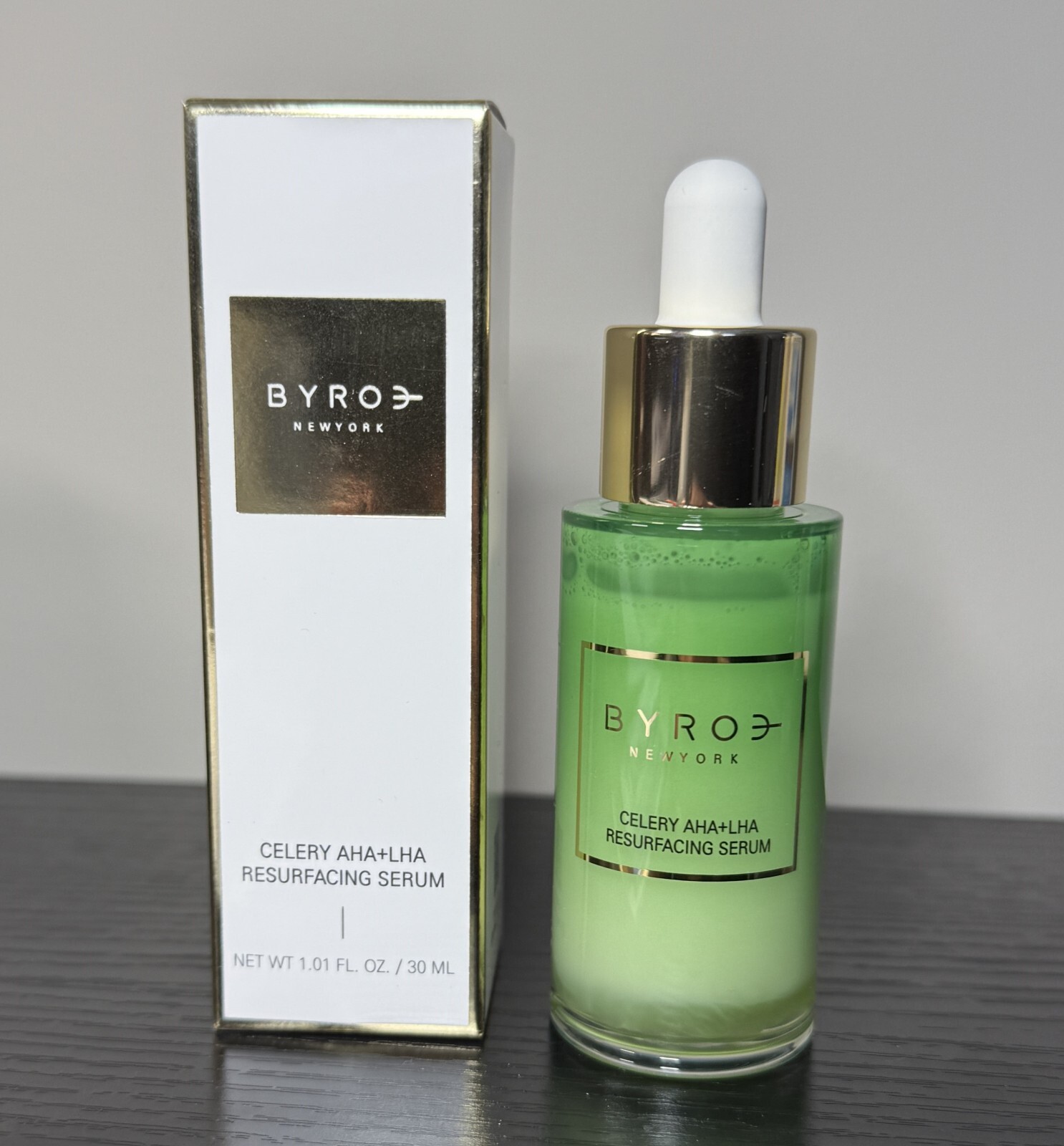 BYROE New York Celery AHA+LHA Resurfacing Face Serum 1.01 oz / 30 ml Full Size