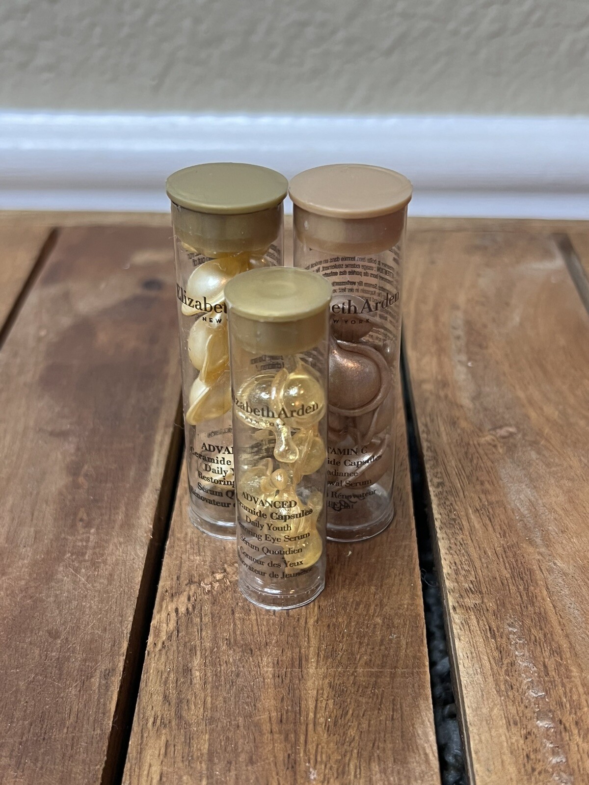 Elizabeth Arden Advanced Ceramide Capsules – Daily Youth Eye Serum Vitamin C Lot