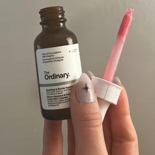 The Ordinary Soothing Barrier Support Serum for Sensitive Skin Hydration,1 oz