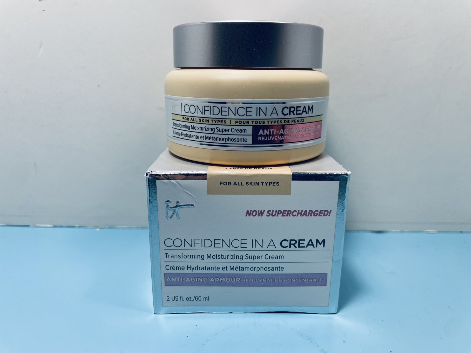 IT COSMETICS – CONFIDENCE IN A CREAM -TRANSFORMING MOISTURIZING CREAM -2 OZ -NEW