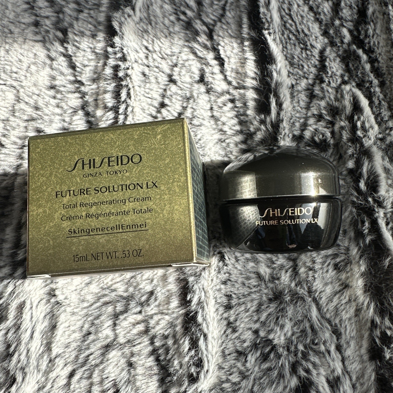 Shiseido Future Solution LX Total Regenerating Cream 15 ml .53oz NIB Exp 12/26