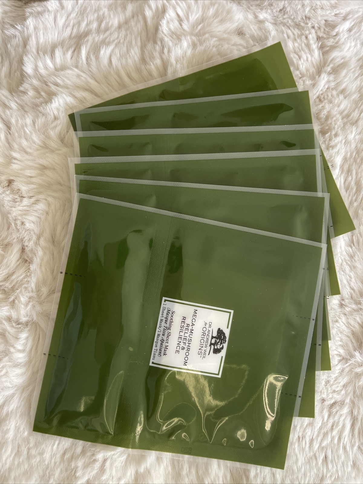 Dr. Andrew Weil For Origins Mega-Mushroom Relief &Resilience Soothing Sheet Mask