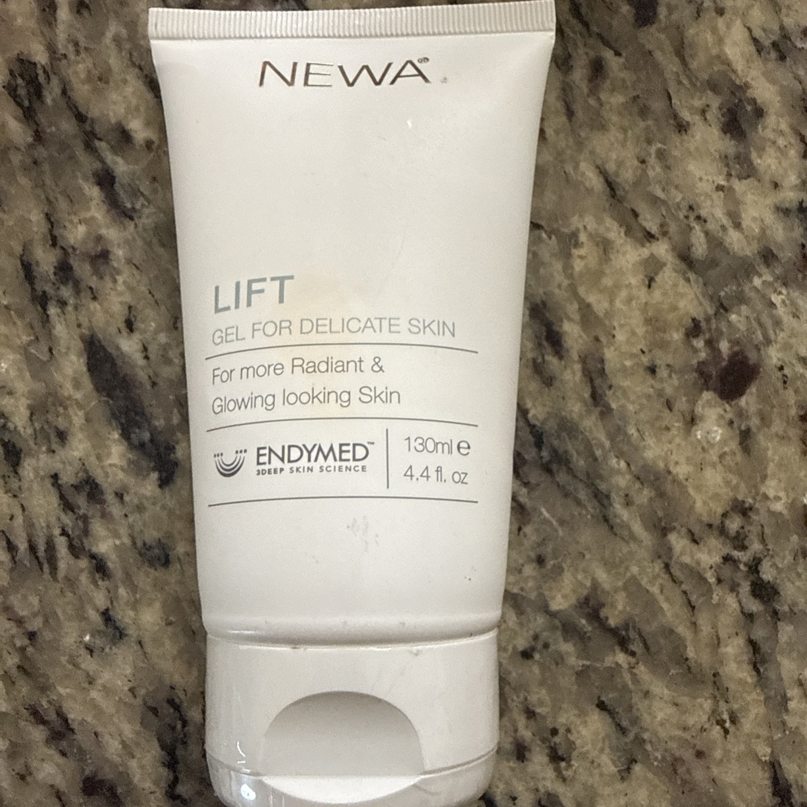 NEWA – EndyMed – Lift Gel for Delicate Skin 4.4 fl oz Expires 04/07/2028