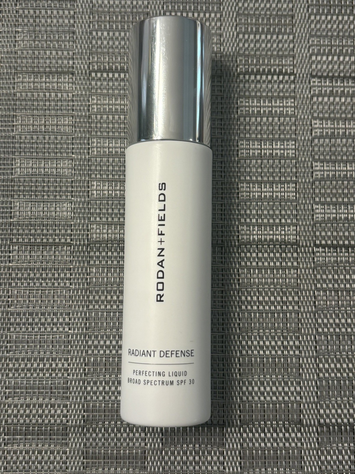 Rodan + Fields Radiant Defense Perfecting Liquid SPF 30 Almond 5 New Sealed