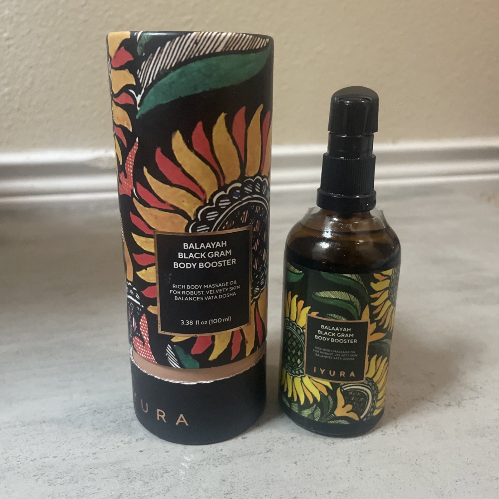 Iyura Balaayah Black Gram Body Booster Massage Oil Vegan Full Body 3.38 Oz READ