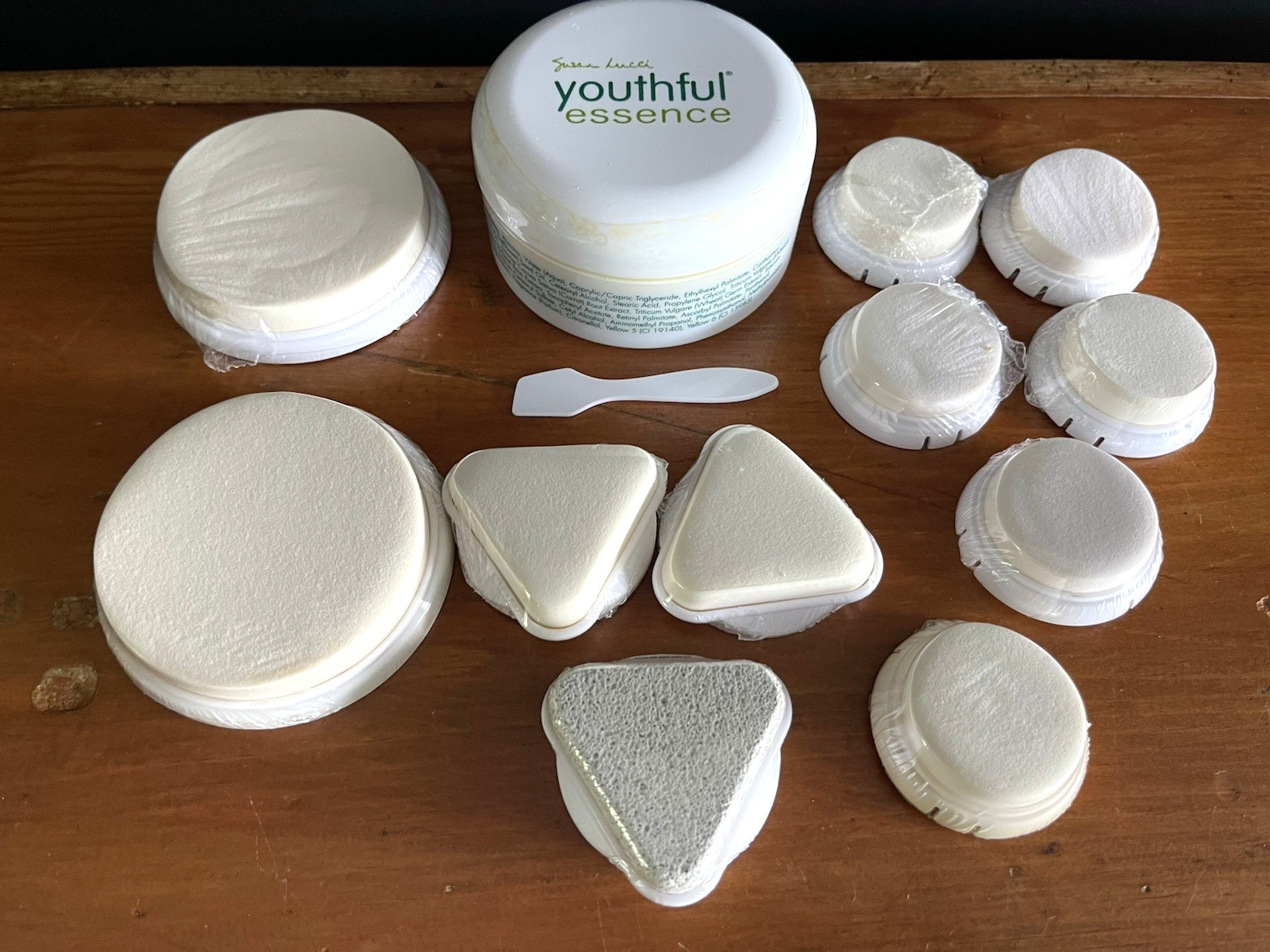 Susan Lucci Youthful Essence SEALED Resurfacing Cream 5.5oz + Pads Pumice