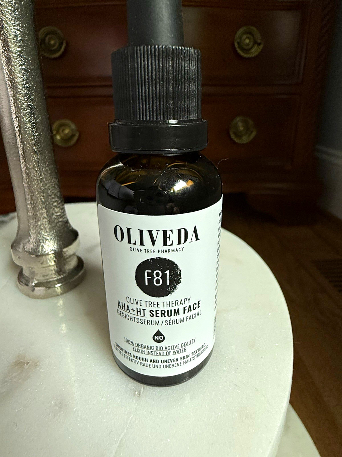OLIVEDA F81 Olive Tree Therapy AHA + Hydroxytyrosol Face Serum 1 fl oz