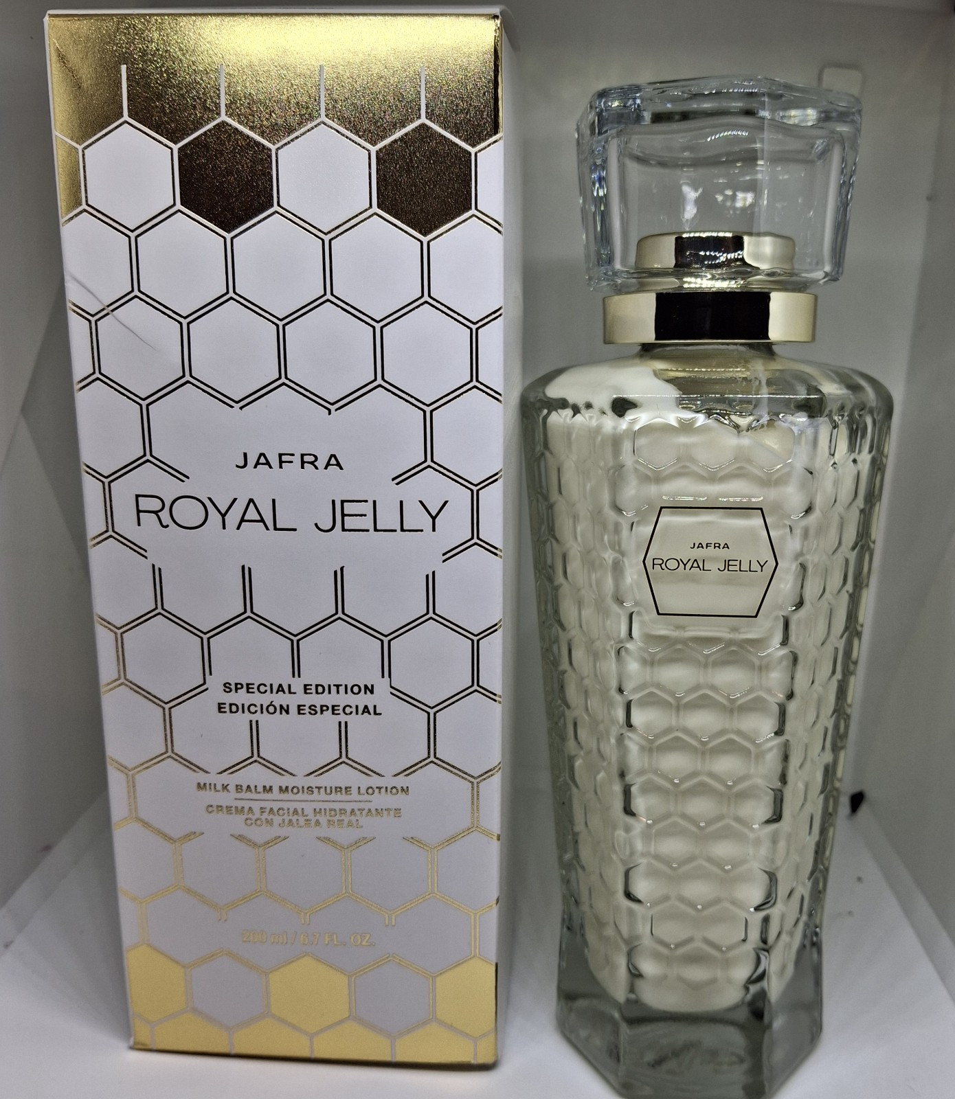 JAFRA ROYAL JELLY MILK BALM -200 ml- 6.7 oz NEW SPECIAL EDITION