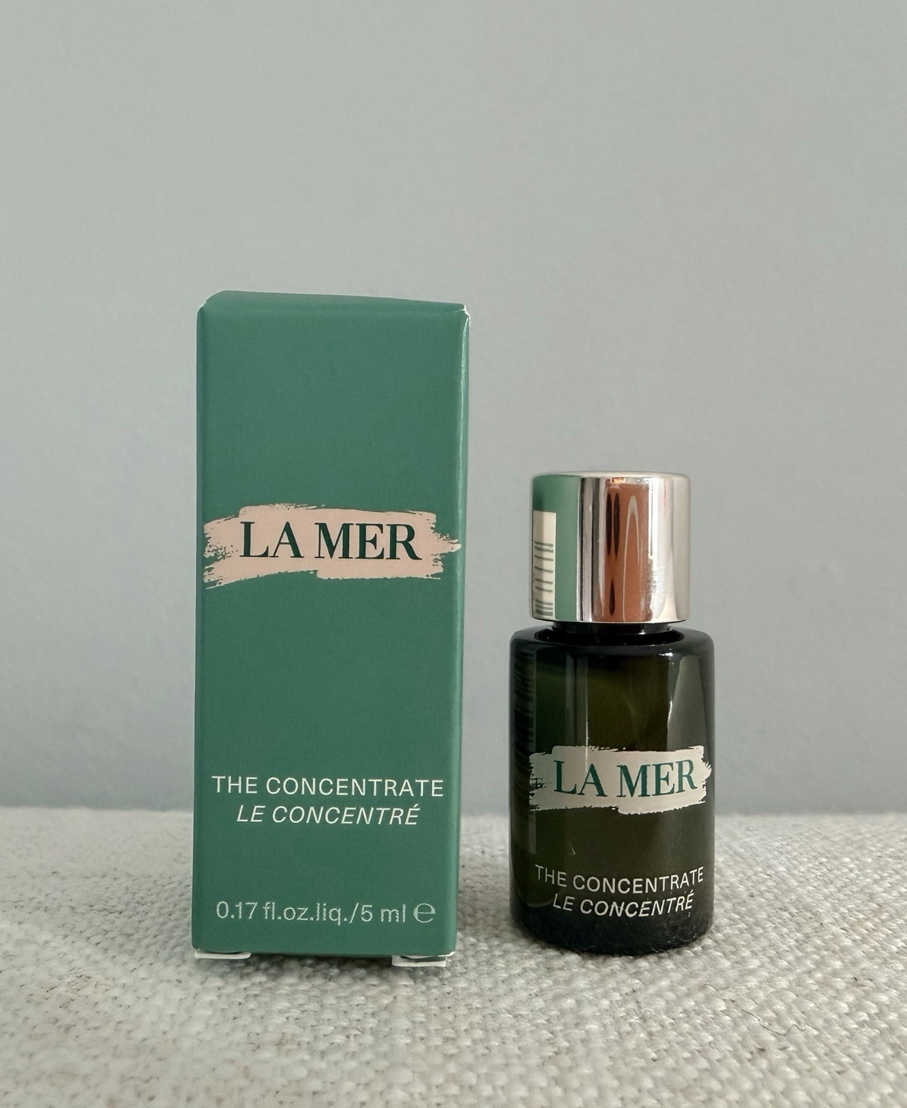 NIB La Mer The Concentrate Serum Travel Size 0.17 oz / 5ml Exp 3/2027