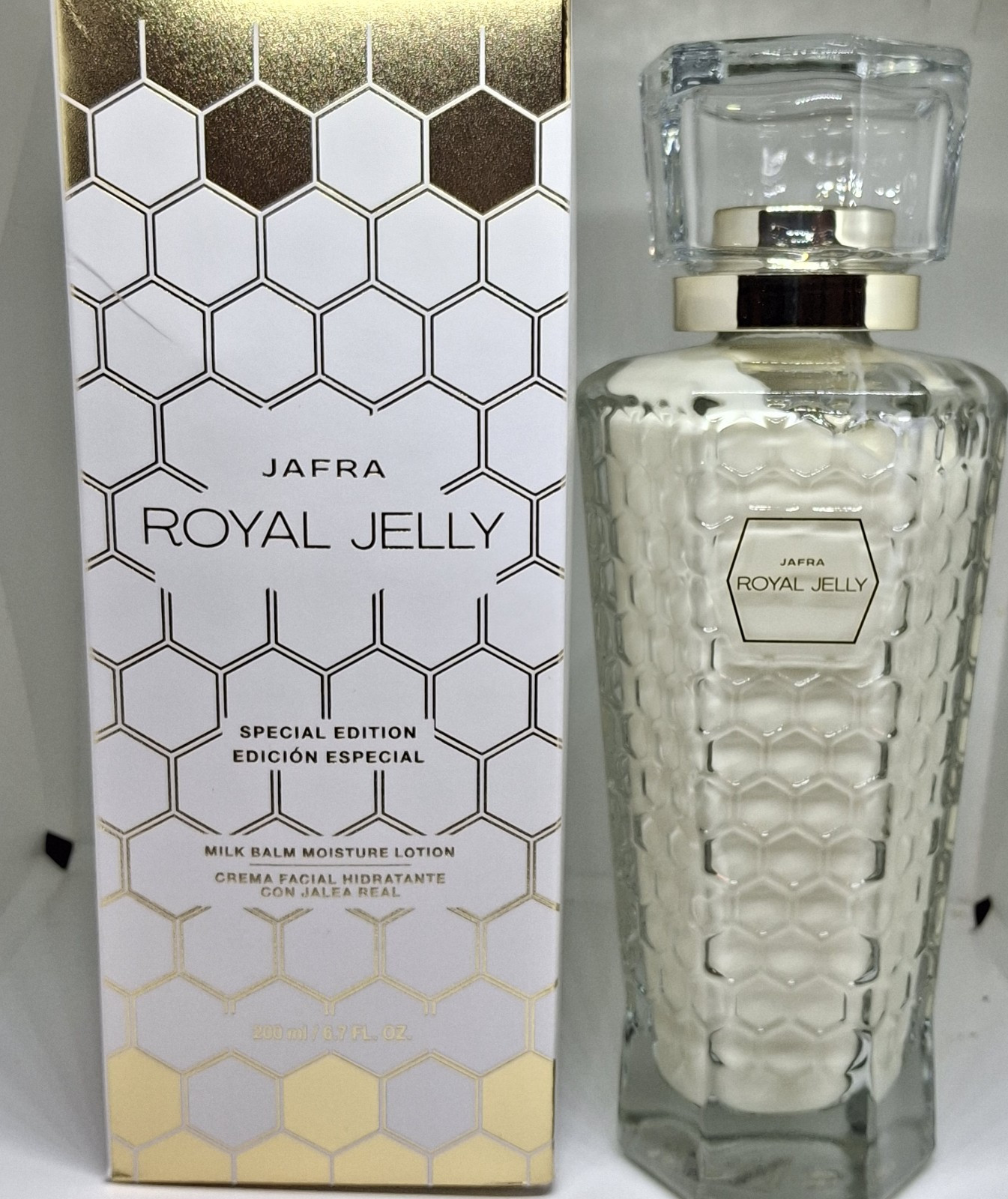 JAFRA ROYAL JELLY MILK BALM -200 ml- 6.7 oz NEW SPECIAL EDITION