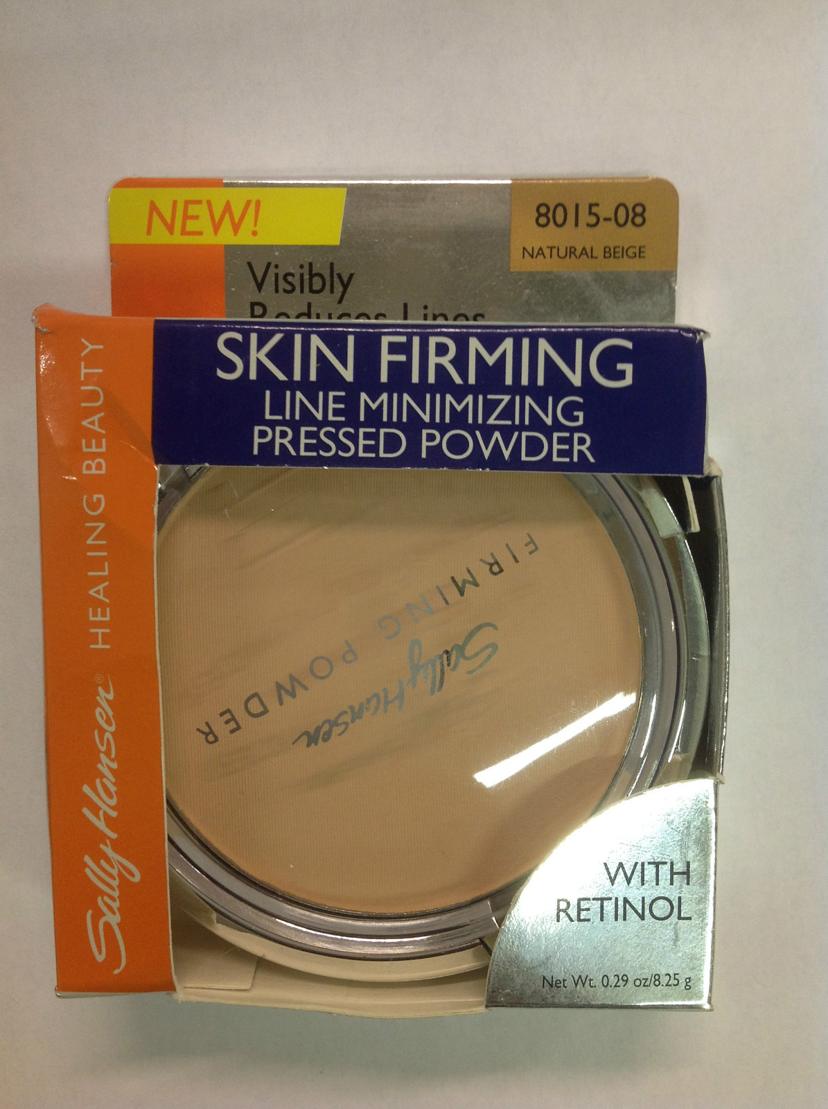 Sally Hansen Skin Firming Line Minimizing Pressed Powder ( NATURAL BEIGE ) NEW.