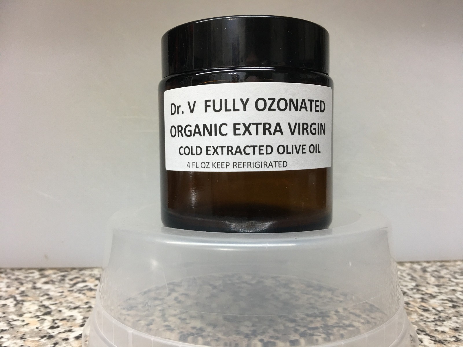 FULLY OZONATED OIL 4 FL OZ. OLIVE OIL, ORGANIC, EXTRA VIRGIN, COLD EXTRACTED.