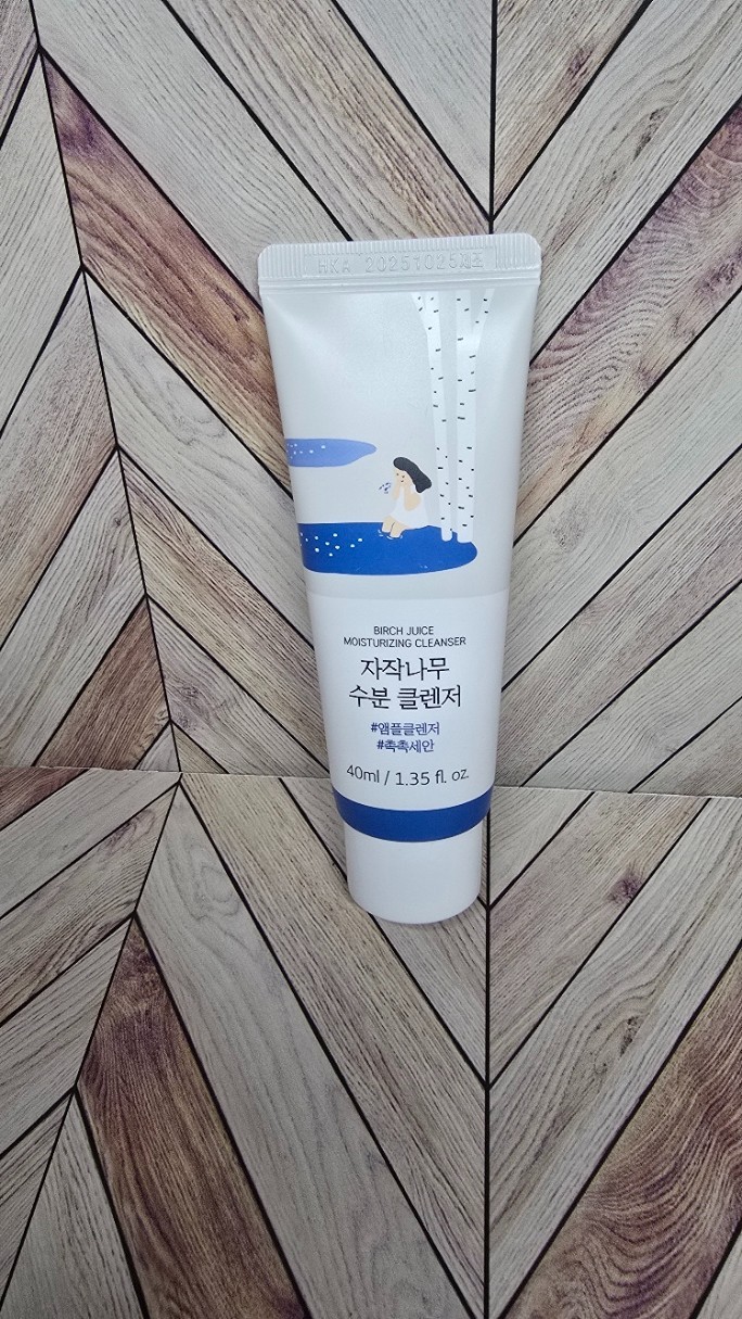 Round Lab Birch Juice Moisturizing Celanser 1.35 fl oz Sealed Exp 10/28