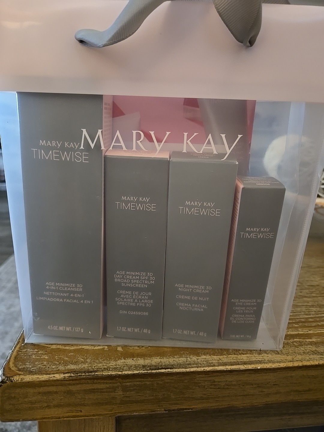 Mary Kay Timewise Age Minimize 3D Miracle Set 4 Pieces Combo/Oily NEW in Box