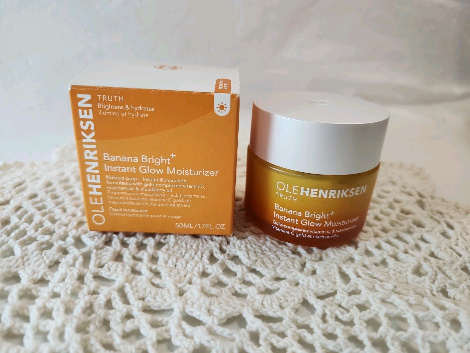 New OleHenriksen Banana Bright Instant Glow Daily Ultra Moisturizer 1.7 oz 50mL