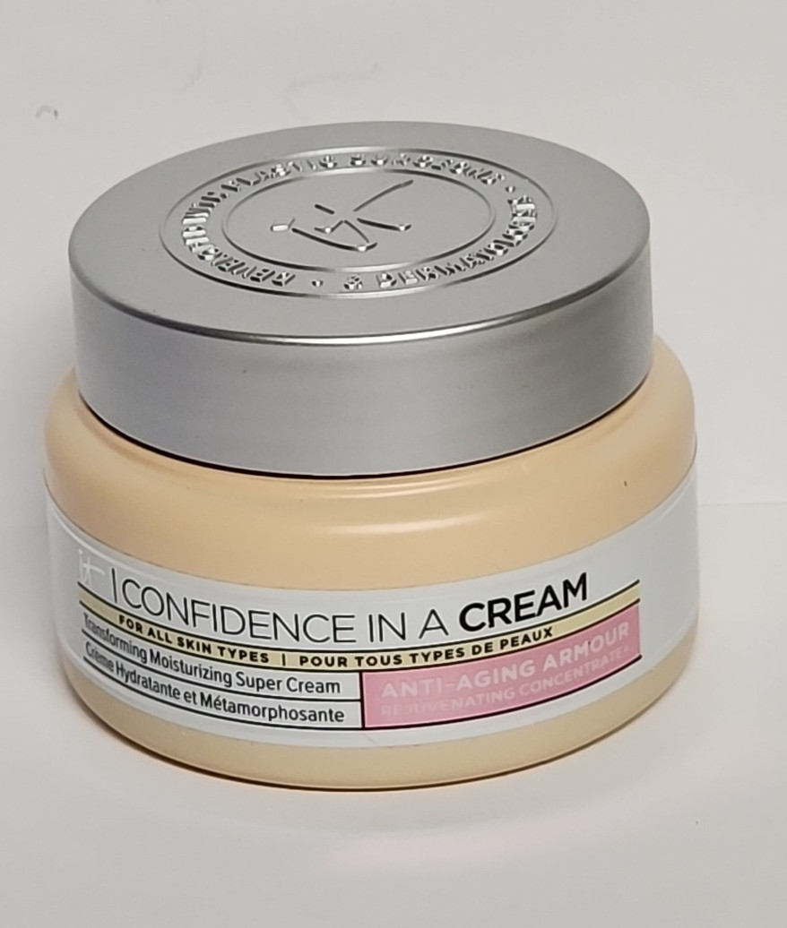 IT Cosmetics Confidence in a Cream Anti-Aging Hydrating Moisturizer 2fl.oz NWOB
