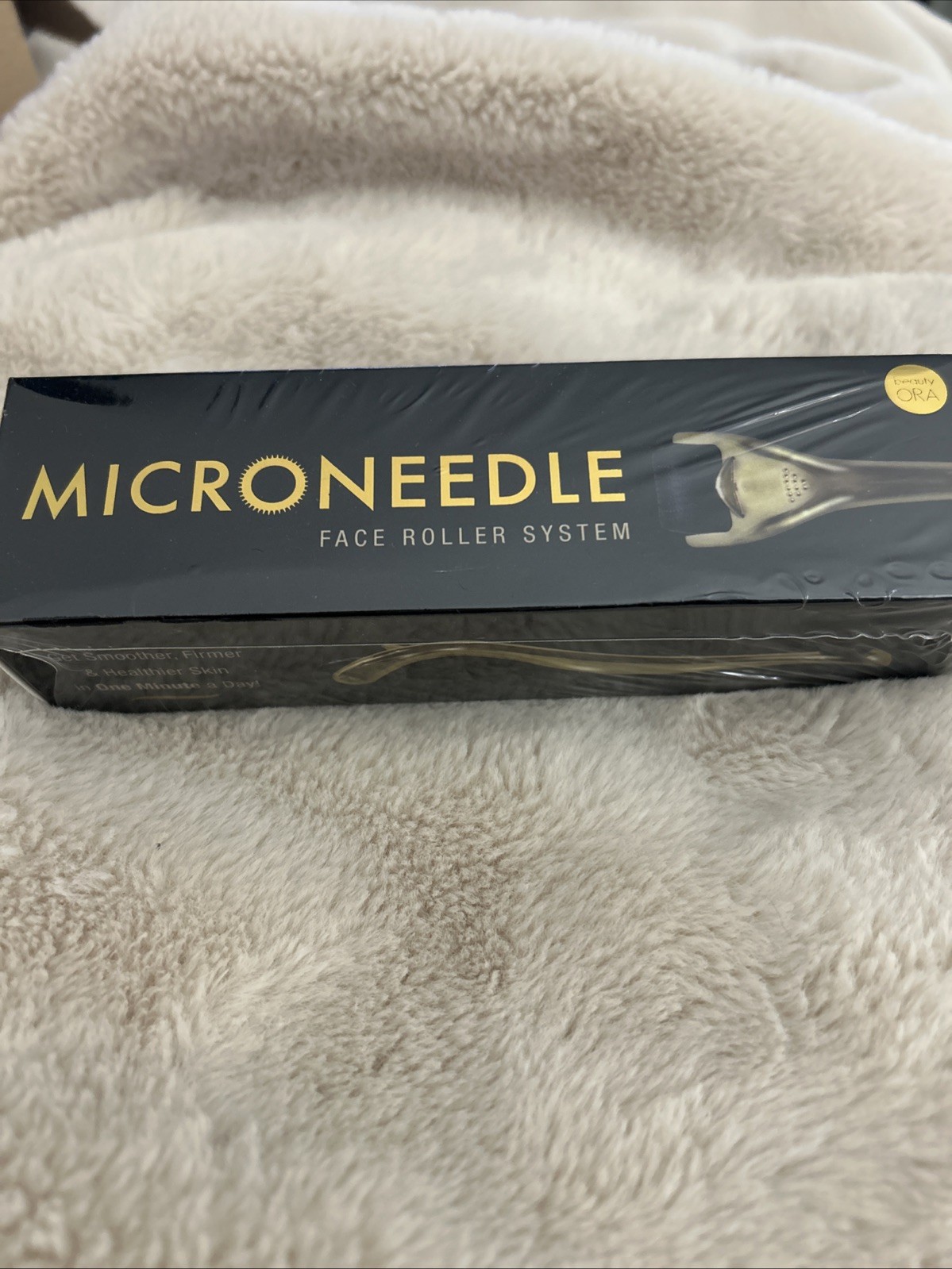 Beauty ORA Microneedle Face Roller System NEW in Sealed Box