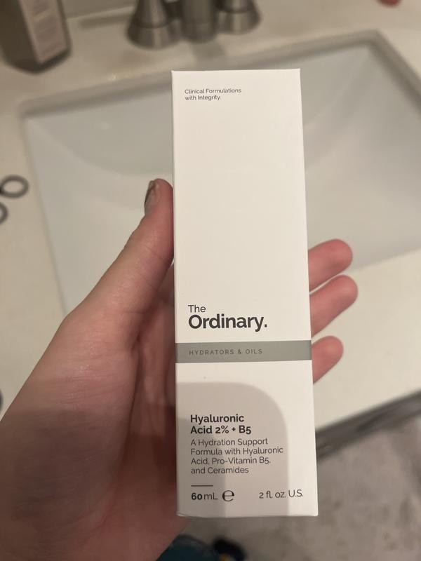 The Ordinary Hyaluronic Acid 2% + B5 Hydrating Serum with Ceramides