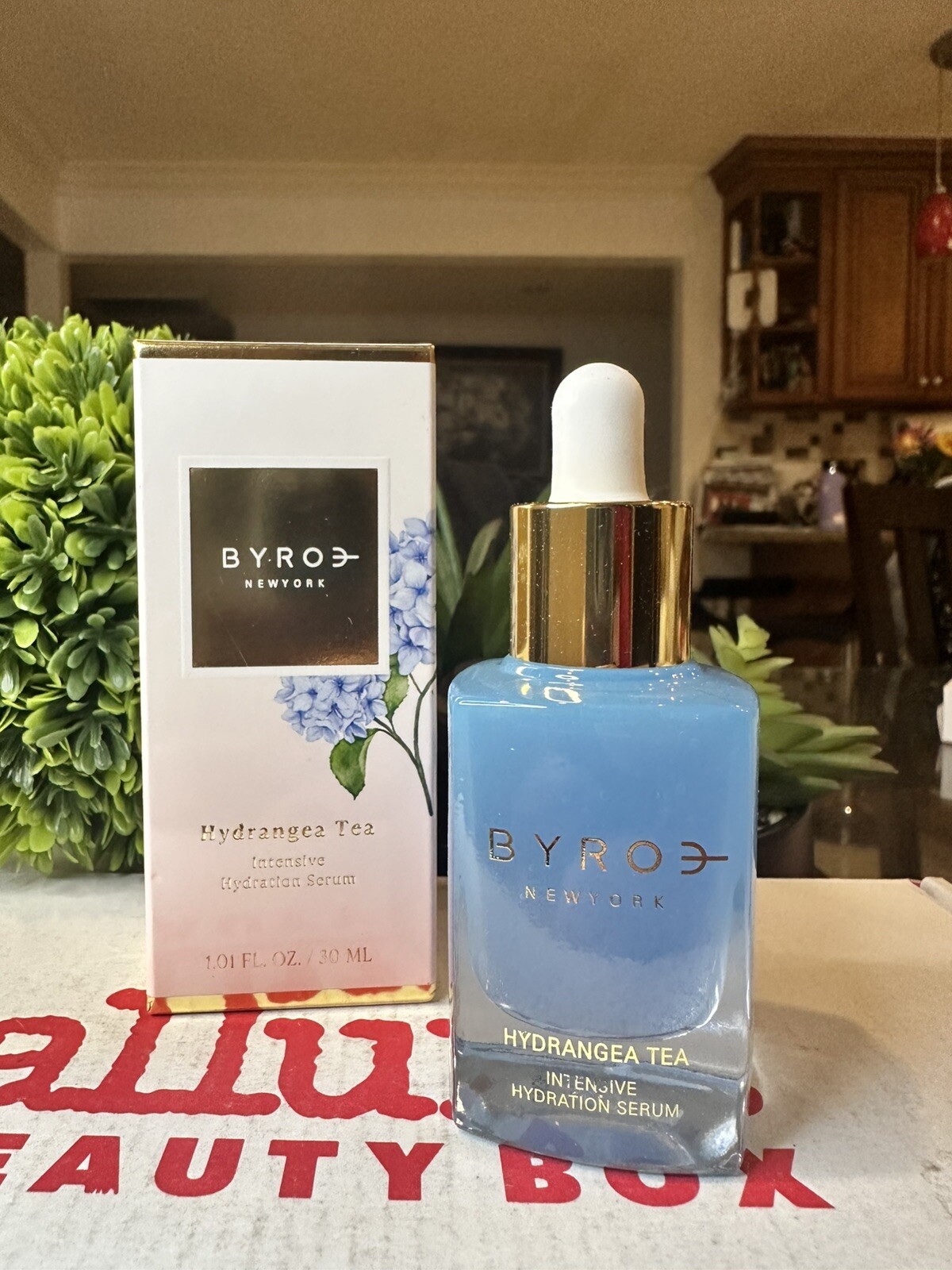 BYROE New York HYDRANGEA TEA Intensive Hydration Serum 1.01 Fl Oz / 30 mL NIB