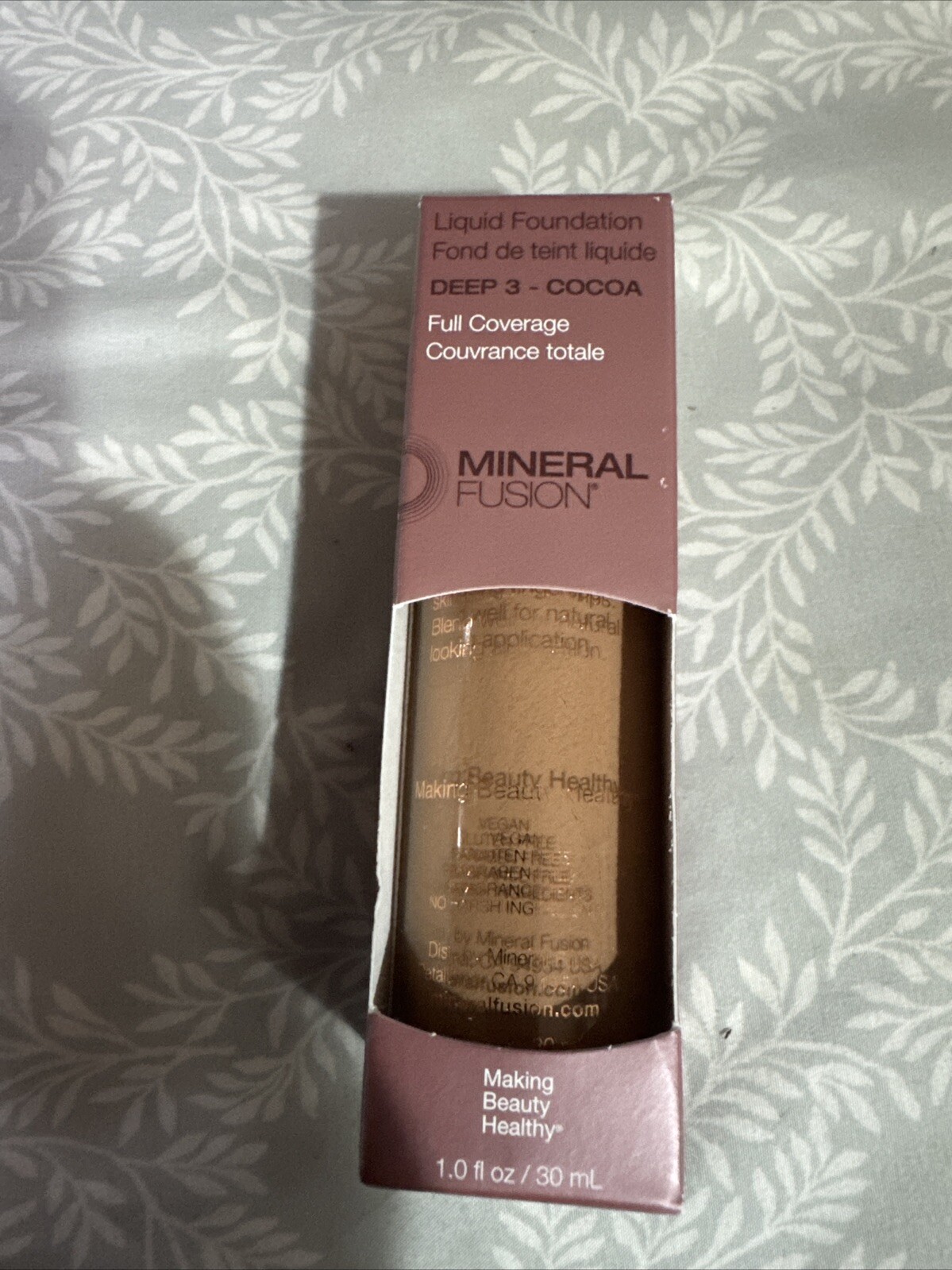 mineral fusion pressed Liquid foundation Deep 3 Cocoa 1.0floz Full Coverage