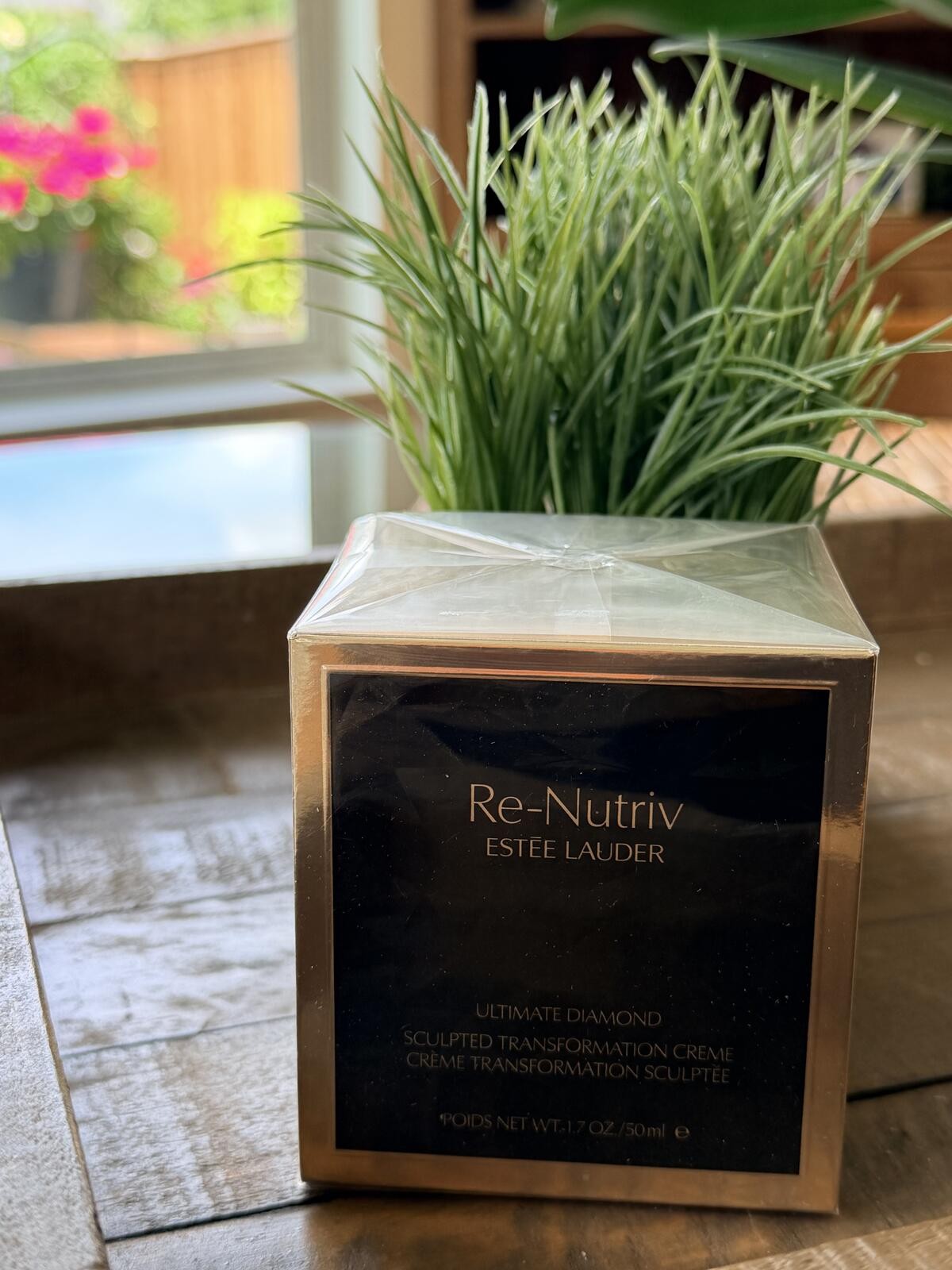Estée Lauder Re-Nutriv Ultimate Diamond Sculpted Transformation Creme 1.7oz/50ml