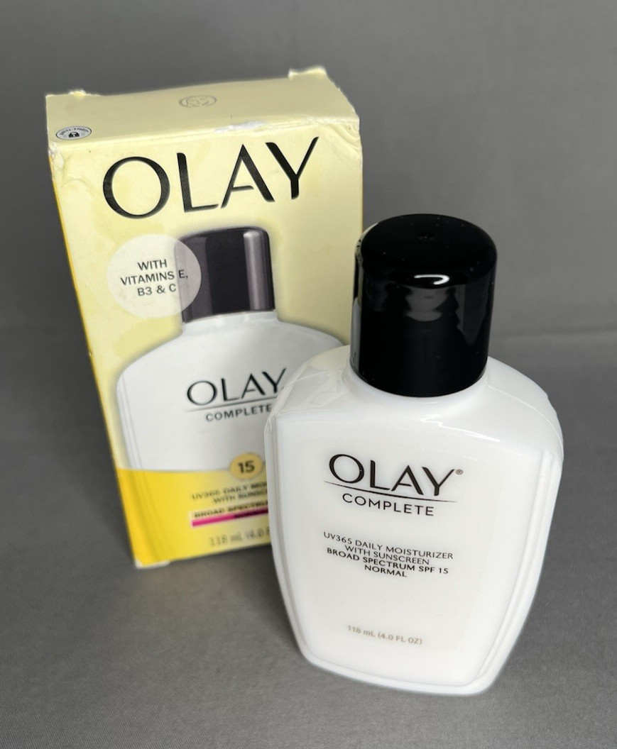 Olay Complete All Day Moisturizer SPF 15 4 oz. ~ Exp 2/27