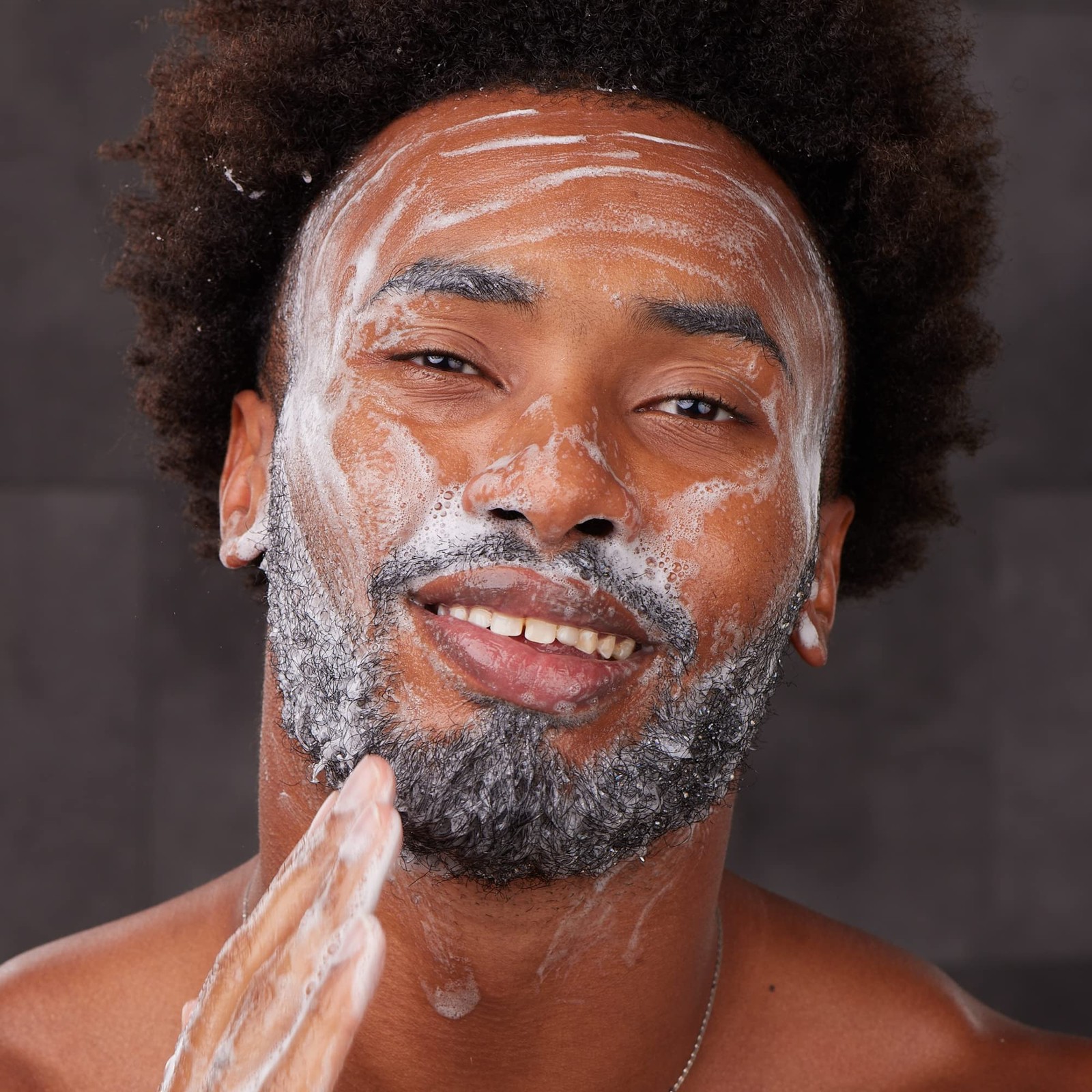 BULLDOG Mens Skincare and Grooming Original Full Face Kit with Moisturizer, F…