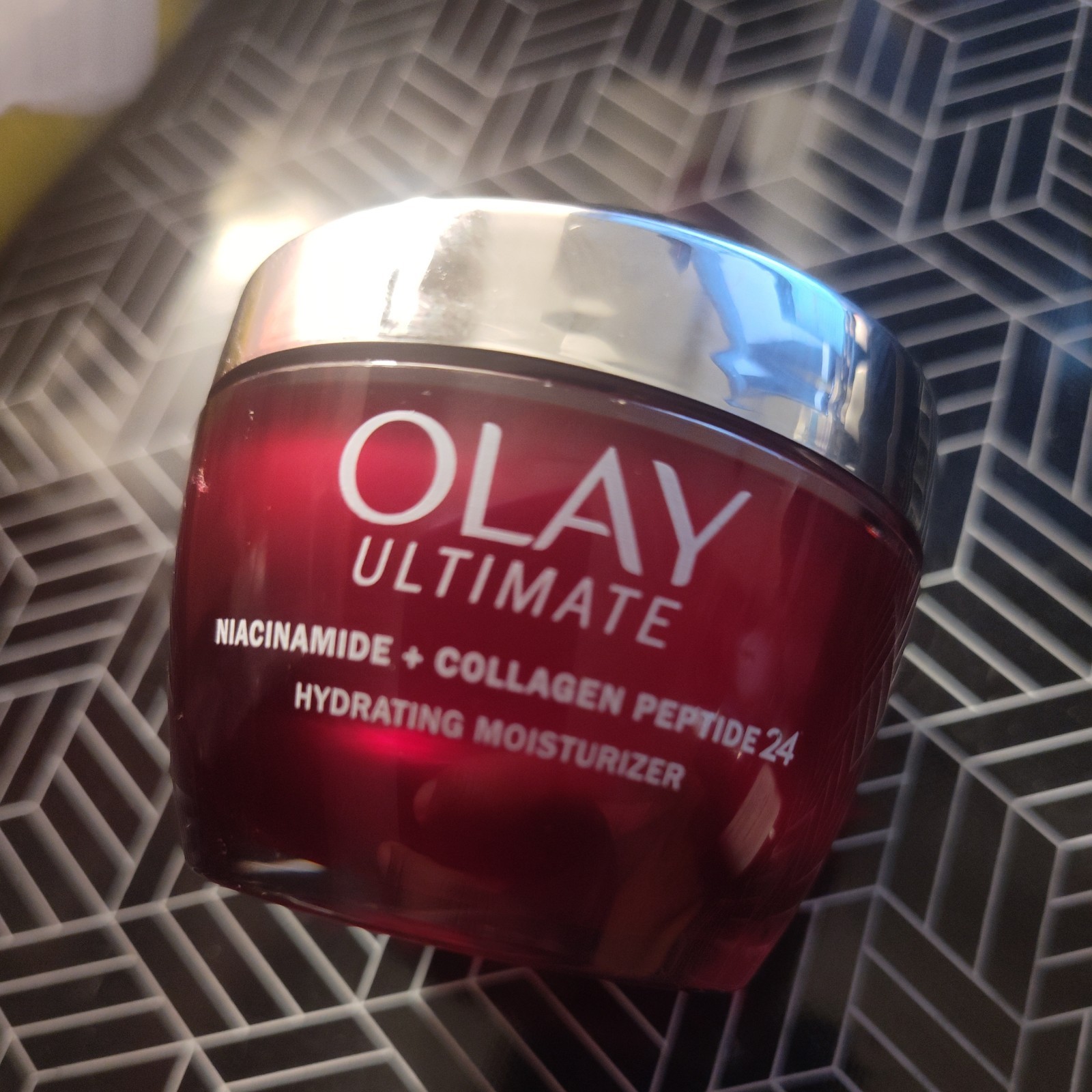 Olay Ultimate Niacinamide + Collagen Hydrating Moisturizer, 1.7 Ounce NWOB
