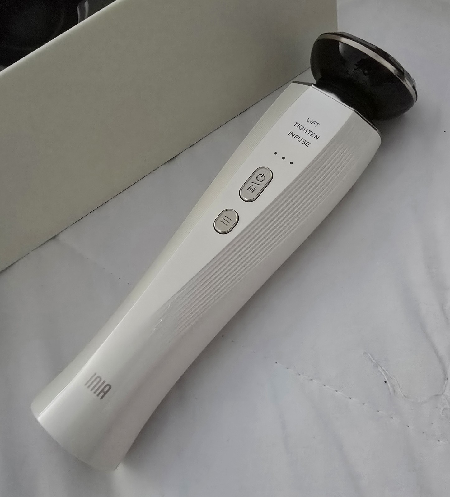 Inia Microcurrent Facial Device 3-in-1 Facial Massager with Red Light Therapy