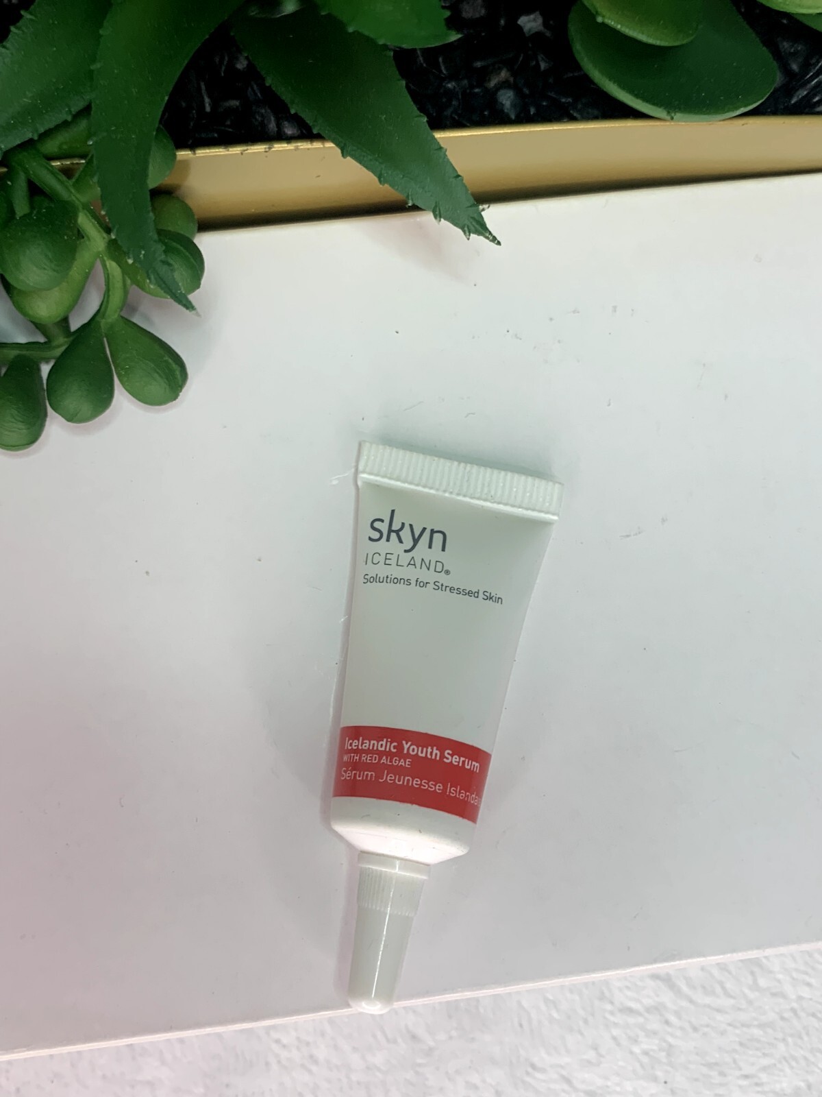 Skyn Iceland Youth Serum with Red Algae .17oz/5mL Trial/Mini Sz NEW