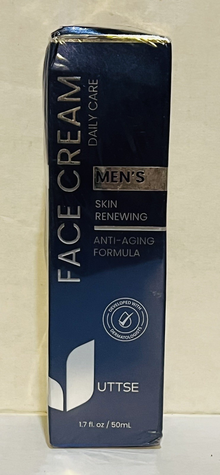 2 PACK Men’s Skin Renewing Anti-Aging Formula 1.7 oz Uttse U56B