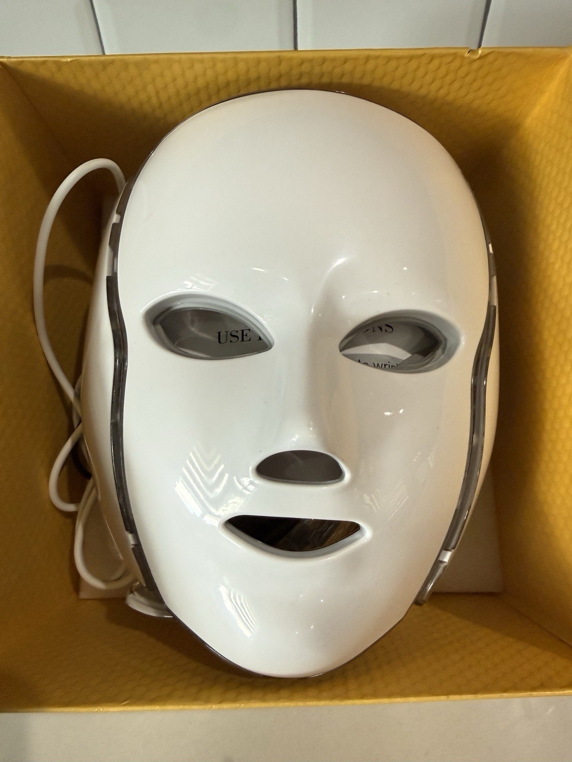 Led Face Mask Light Therapy, 7 Colors LED Light Therapy for Facial Skin Care