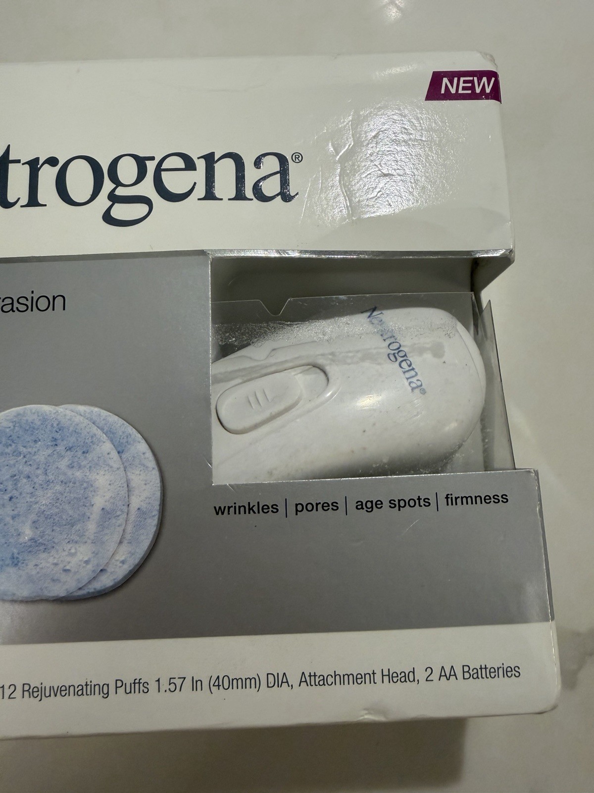 Neutrogena Microdermabrasion System Kit + 12 Rejuvenating Puffs New in Box Seal