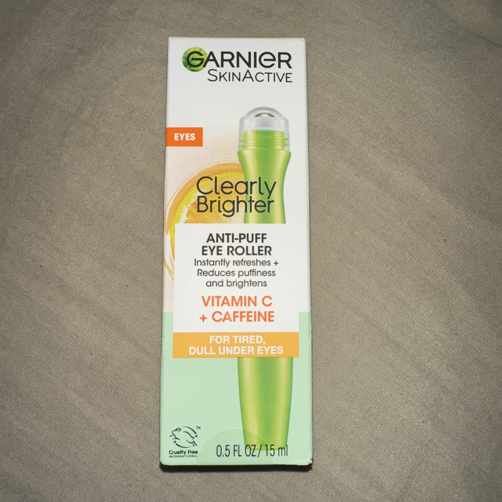 Garnier Clearly Brighter Under Eye Cream Roller Caffeine Mint Vitamin C, 1 Count