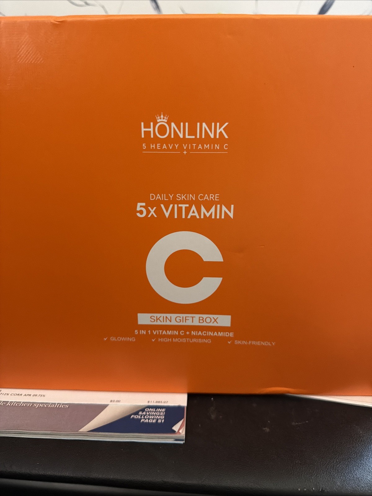 Vitamin C Facial Skin Care Set Anti Aging Hydrating Brightening Gift Box 6 pcs