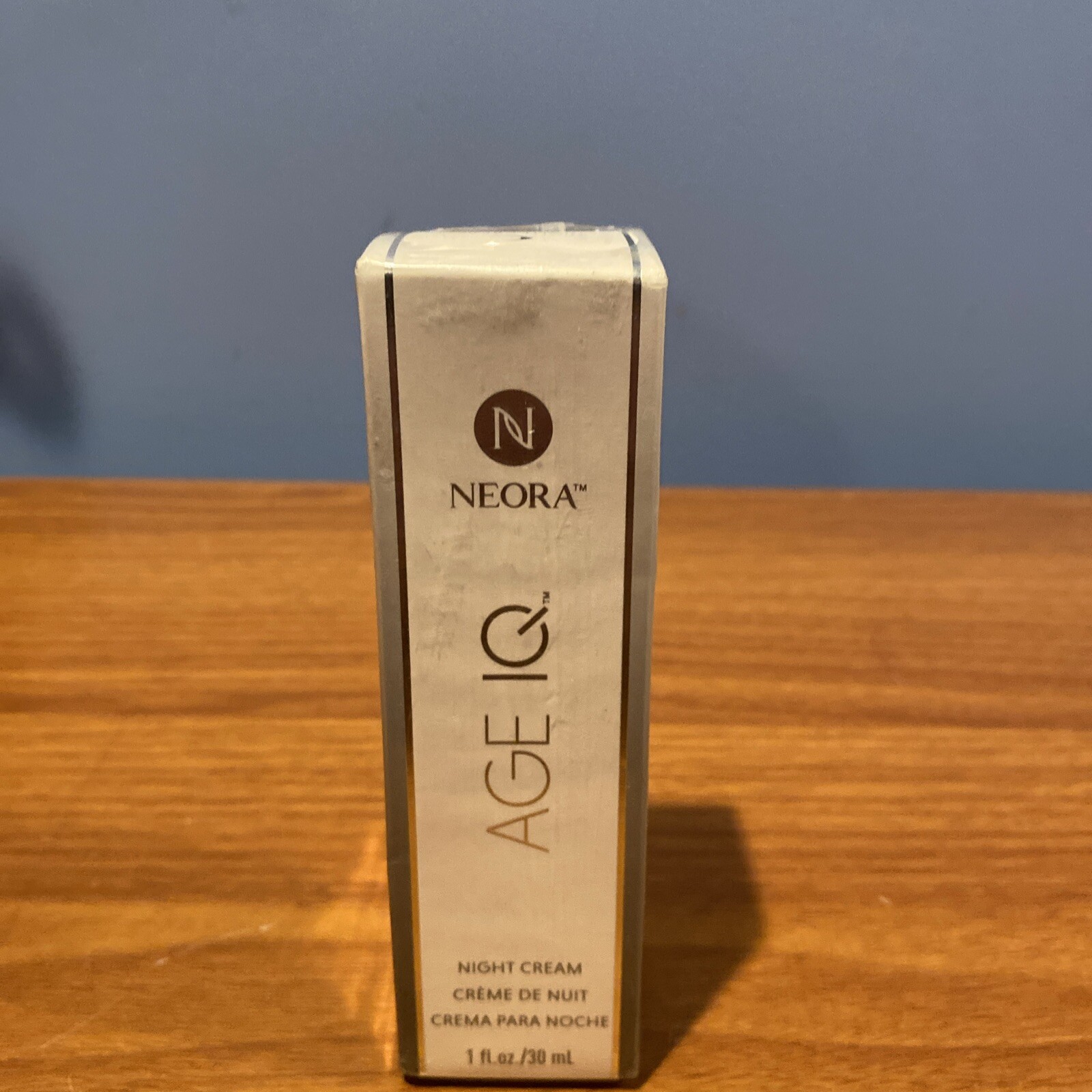 Neora Nerium Age IQ Night Cream Full Size 1 oz Sealed Expiration 11/27