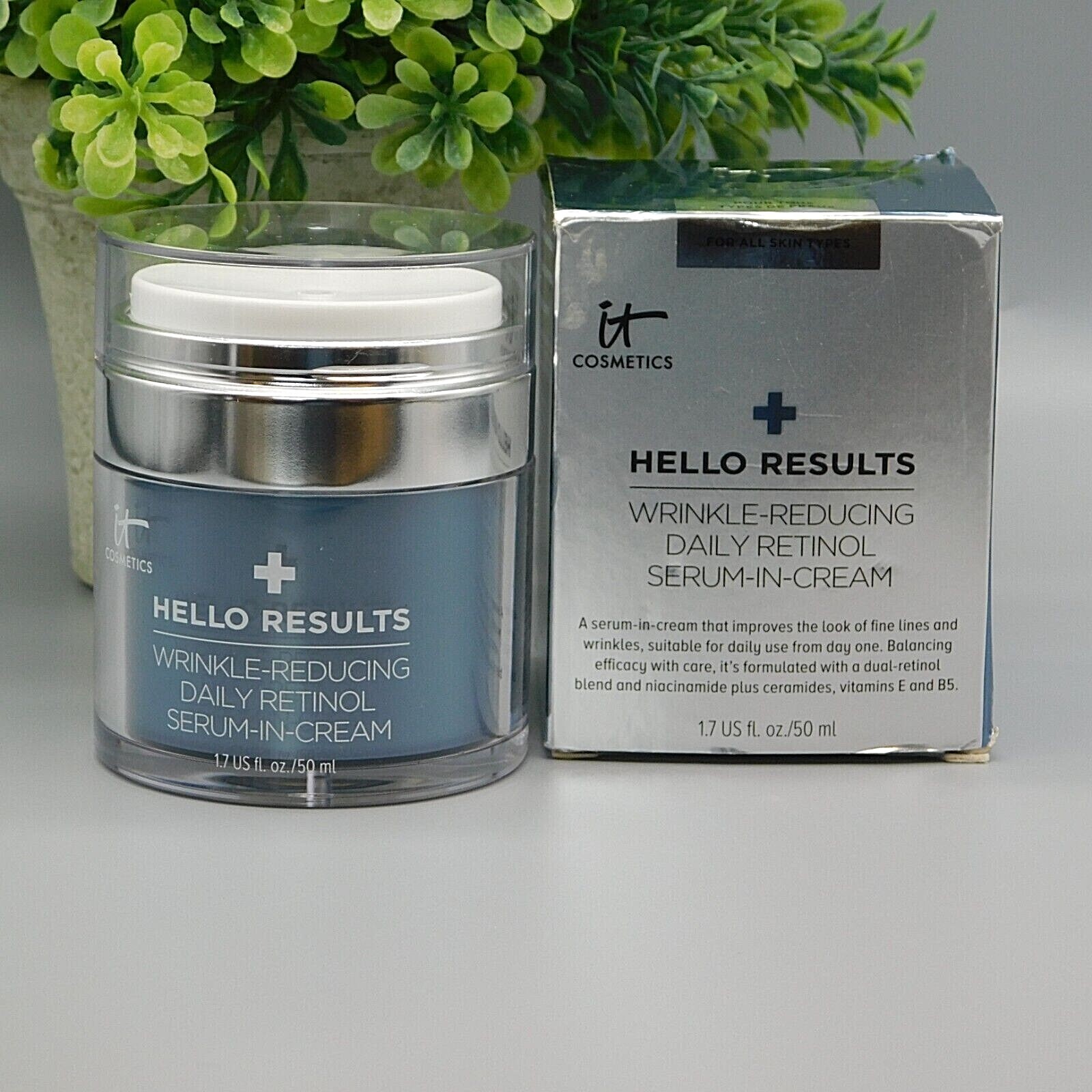 It Cosmetics Hello Results Wrinkle-Reducing Daily Retinol Serum-In-Cream 1.7 New