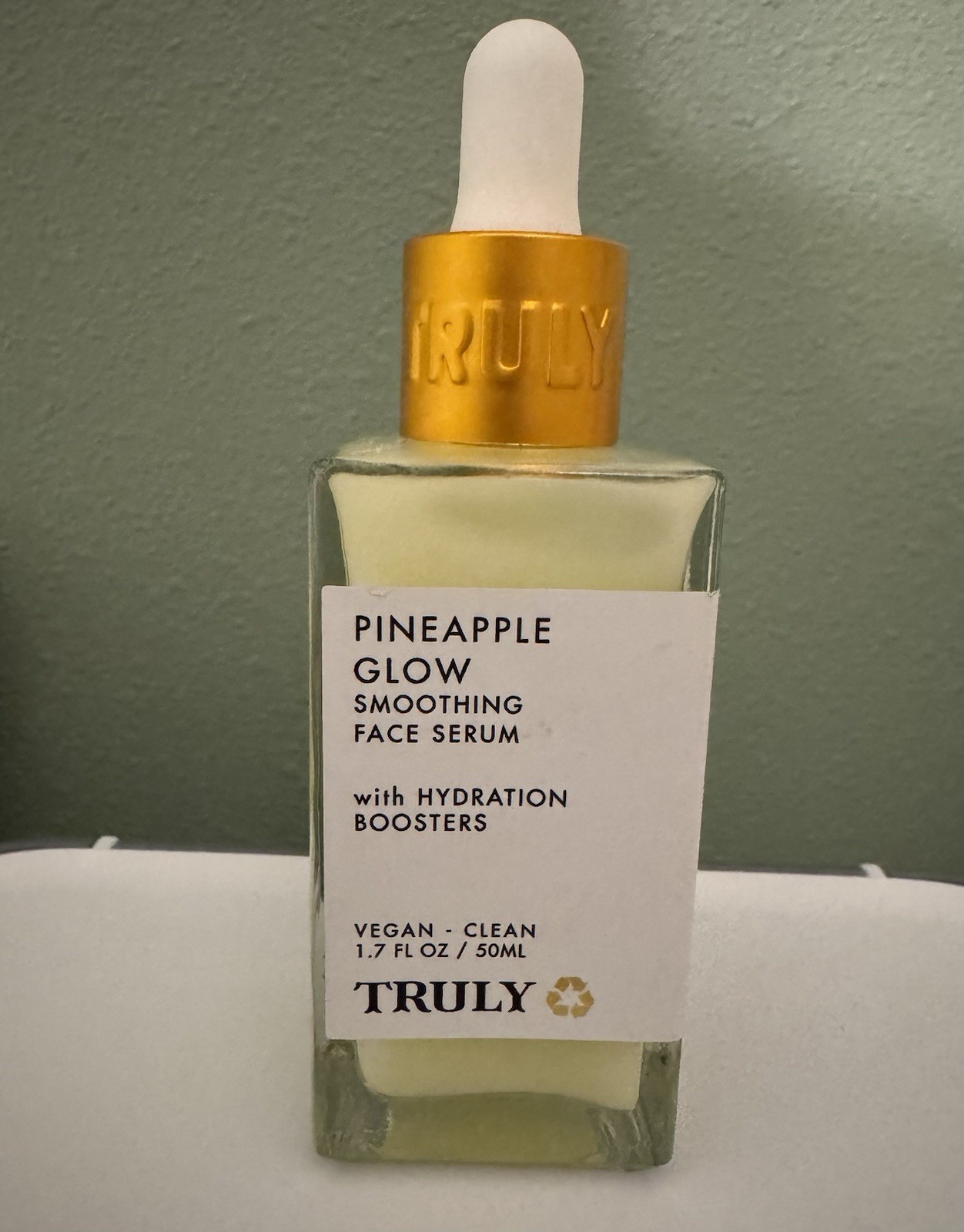 Truly Pineapple Glow Smoothing Face Serum 1.7 Fl. Oz