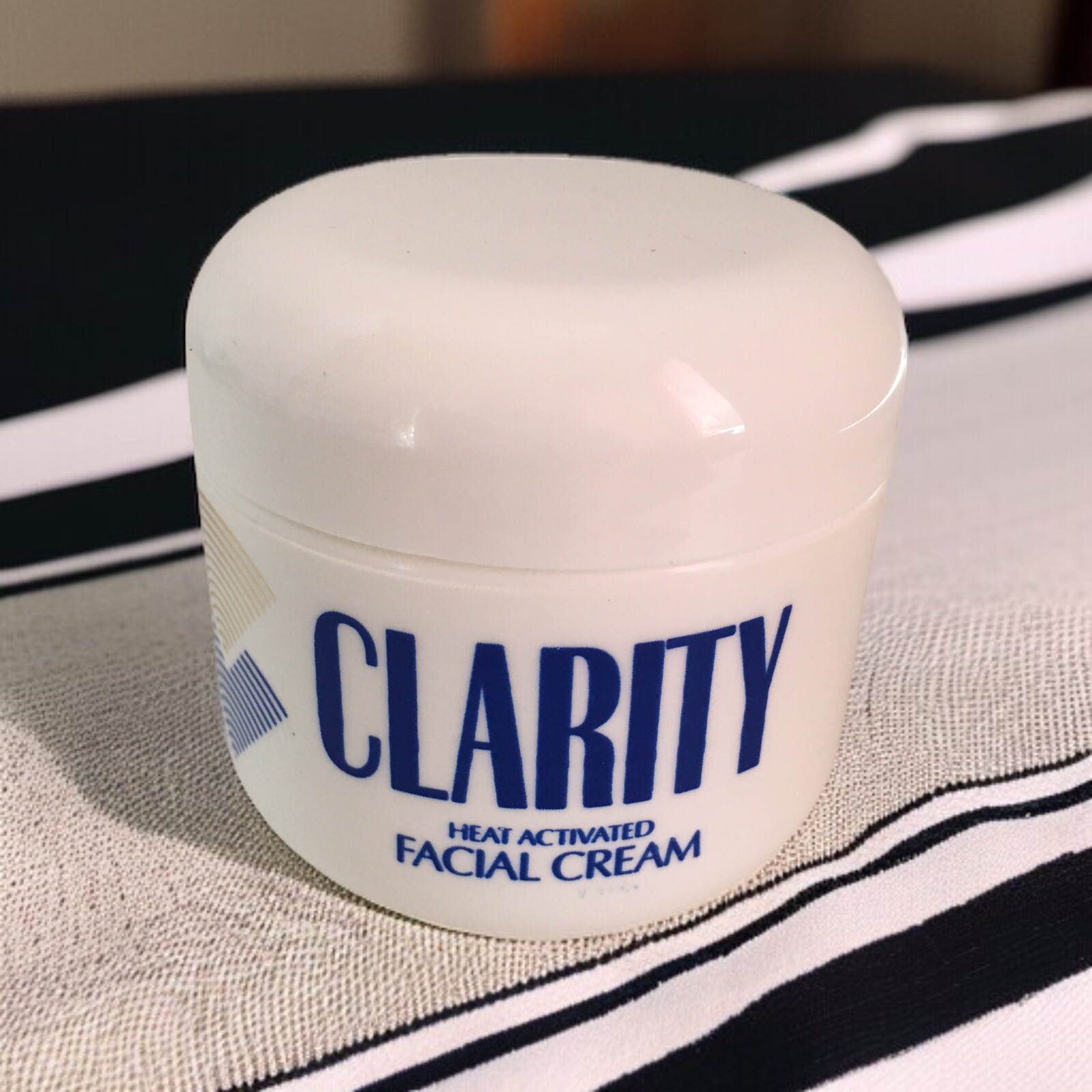 Clarity Heat Activated Facial Cream Dist. by Questech Inc. Made in Germany – 2oz