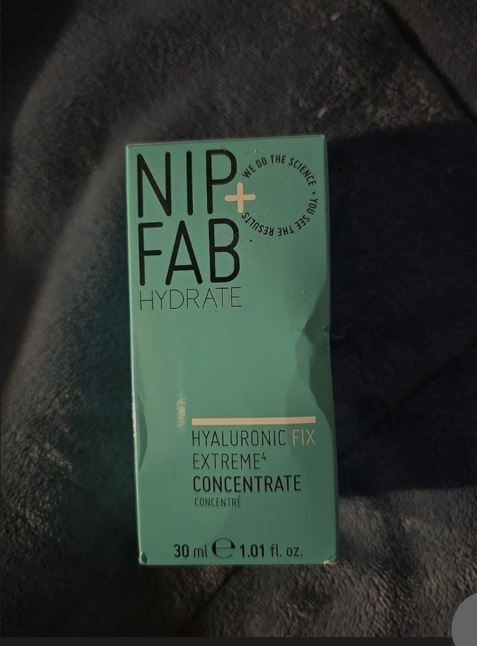 Nip + Fab Hydrate Hyaluronic Fix Extreme Concentrate 1.01oz • Vegan
