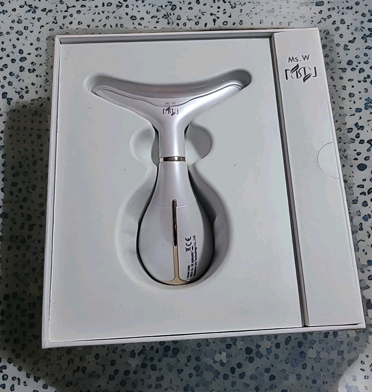 Ms. W Neck Care And Wrinkle Elimination Device