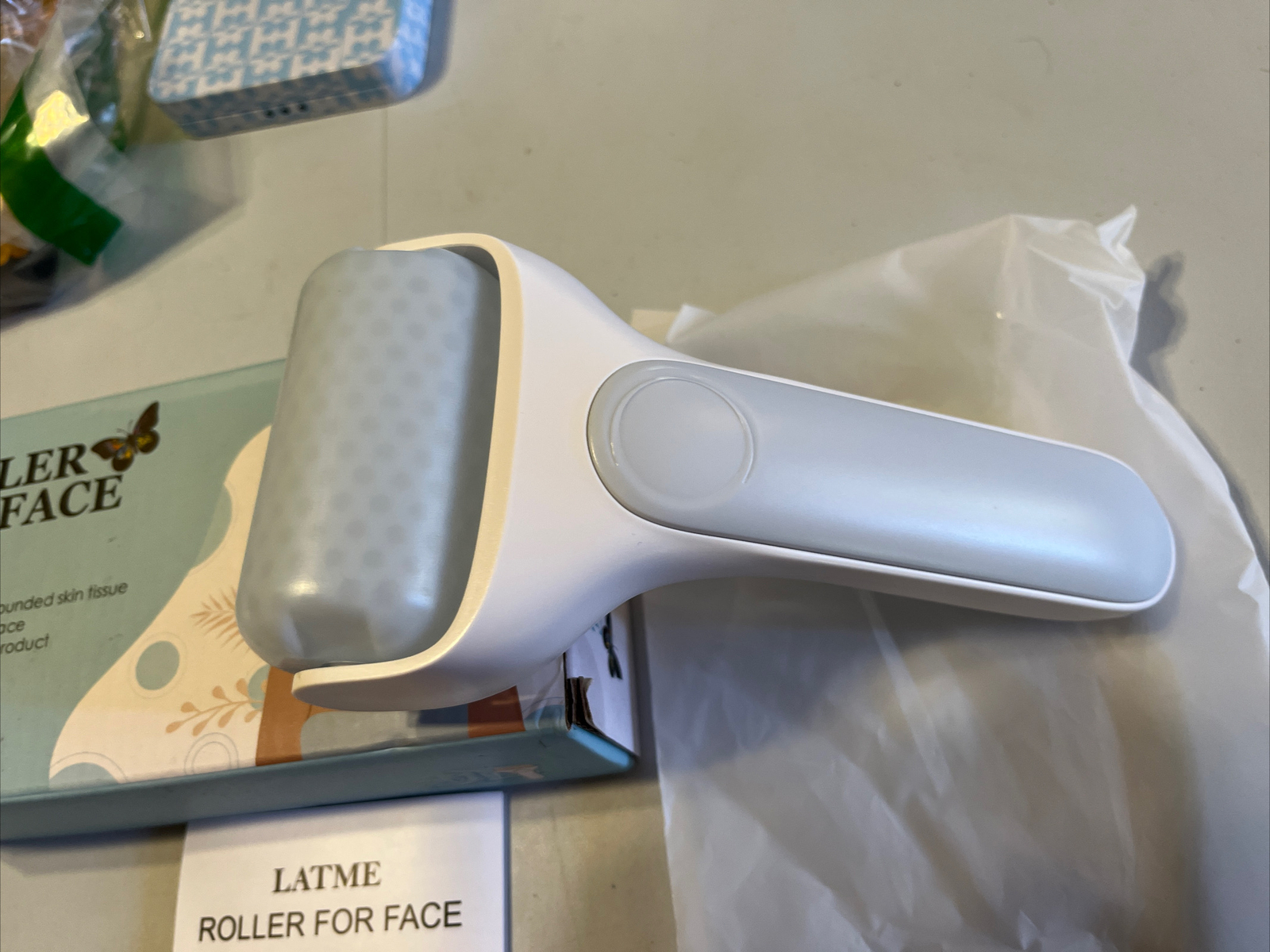 LATME Ice Roller for Face Eyes,Womens Gifts,Face Massager Roller Puffiness Migra