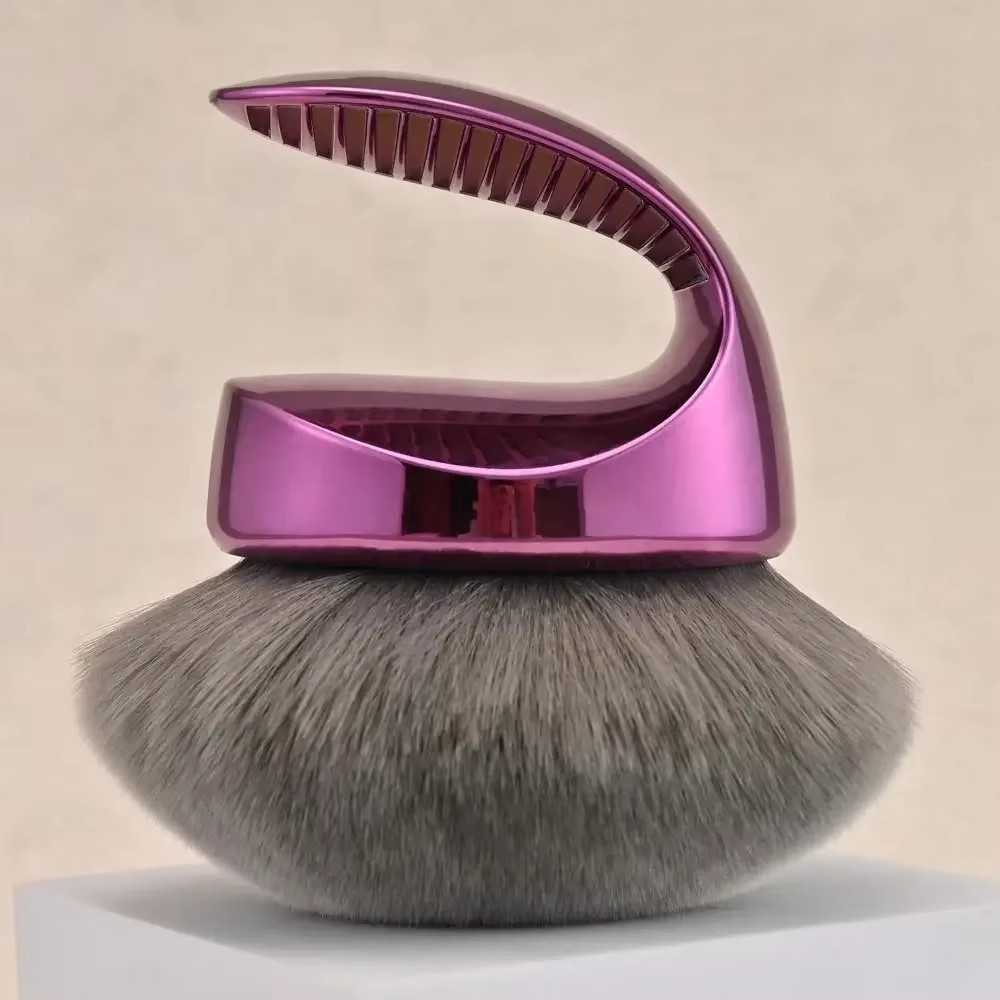 Westmore Beauty Blend & Blur Body Kabuki Brush Tanning Tattoo Applicator