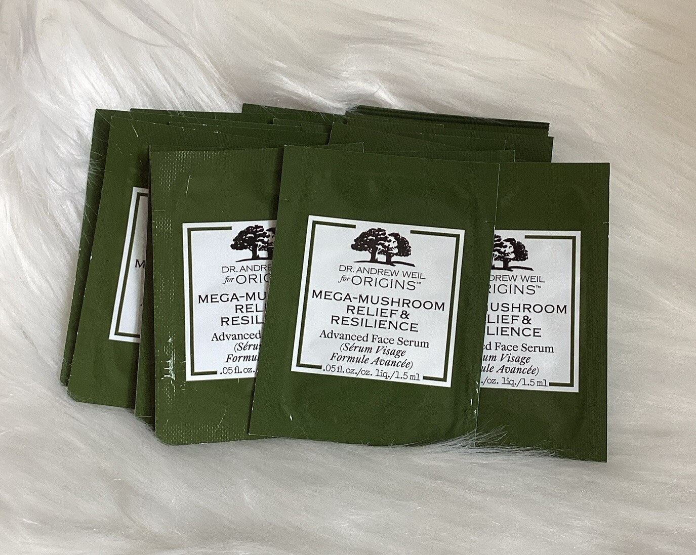 15 x Dr. Andrew Weil For Origins Mega Mushroom Relief & Resilience Face Serum