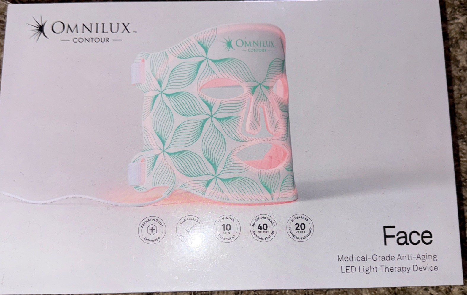 Omnilux LeD Mask Omnilux LED Contour Rejuvenating and Anti-aging Face Mask